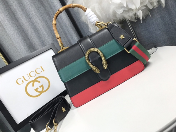 激安グッチバッグコピー内部構造